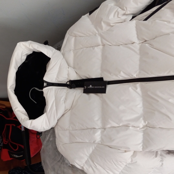 Moose Knuckle woman's small coat - Picture 10 of 12